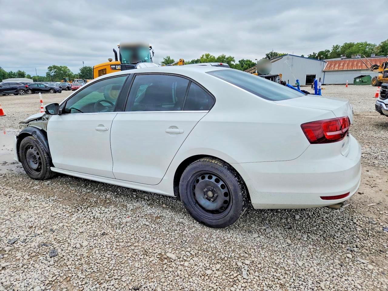 3VW2B7AJ8HM349917 · 2017 VOLKSWAGEN JETTA · 2/12