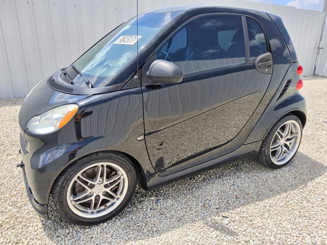 WMEEJ31X79K233571 · 2009 SMART FORTWO