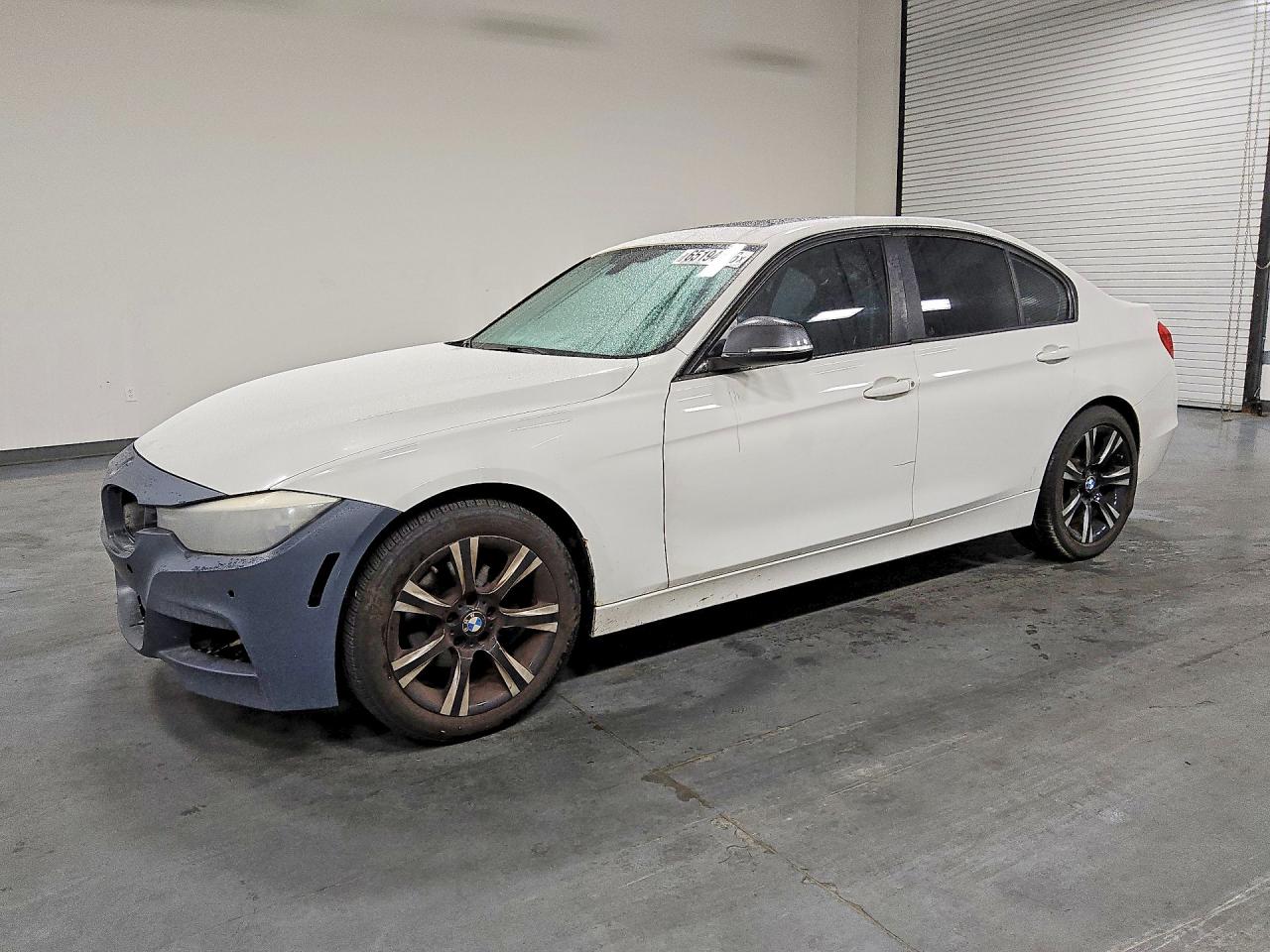 WBA3B3C55DJ698277 · 2013 BMW 328