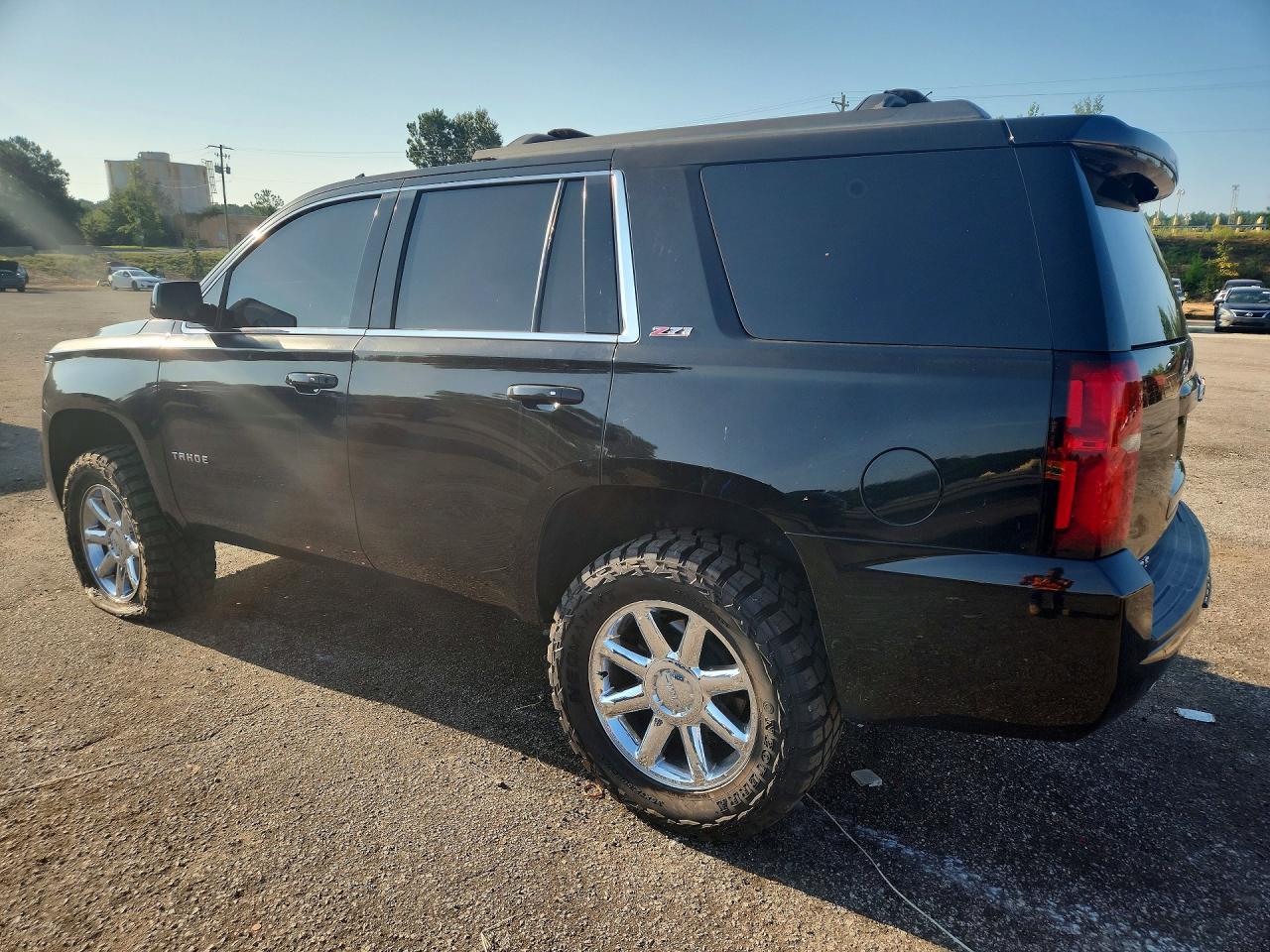 1GNSKBKC9HR388253 · 2017 CHEVROLET TAHOE · 2/13