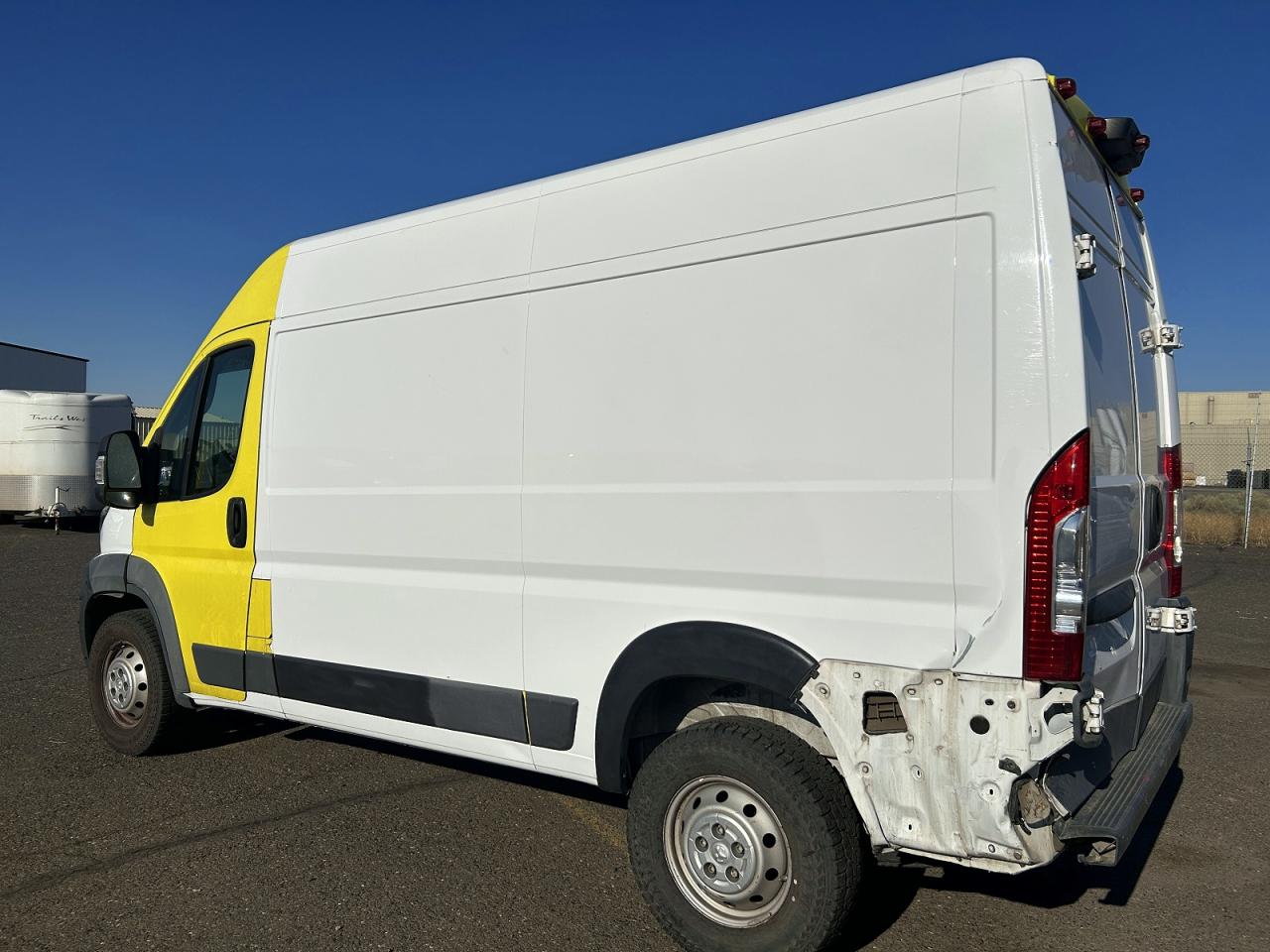 3C6TRVBG8JE139786 · 2018 RAM PROMASTER 1500 · 2/13