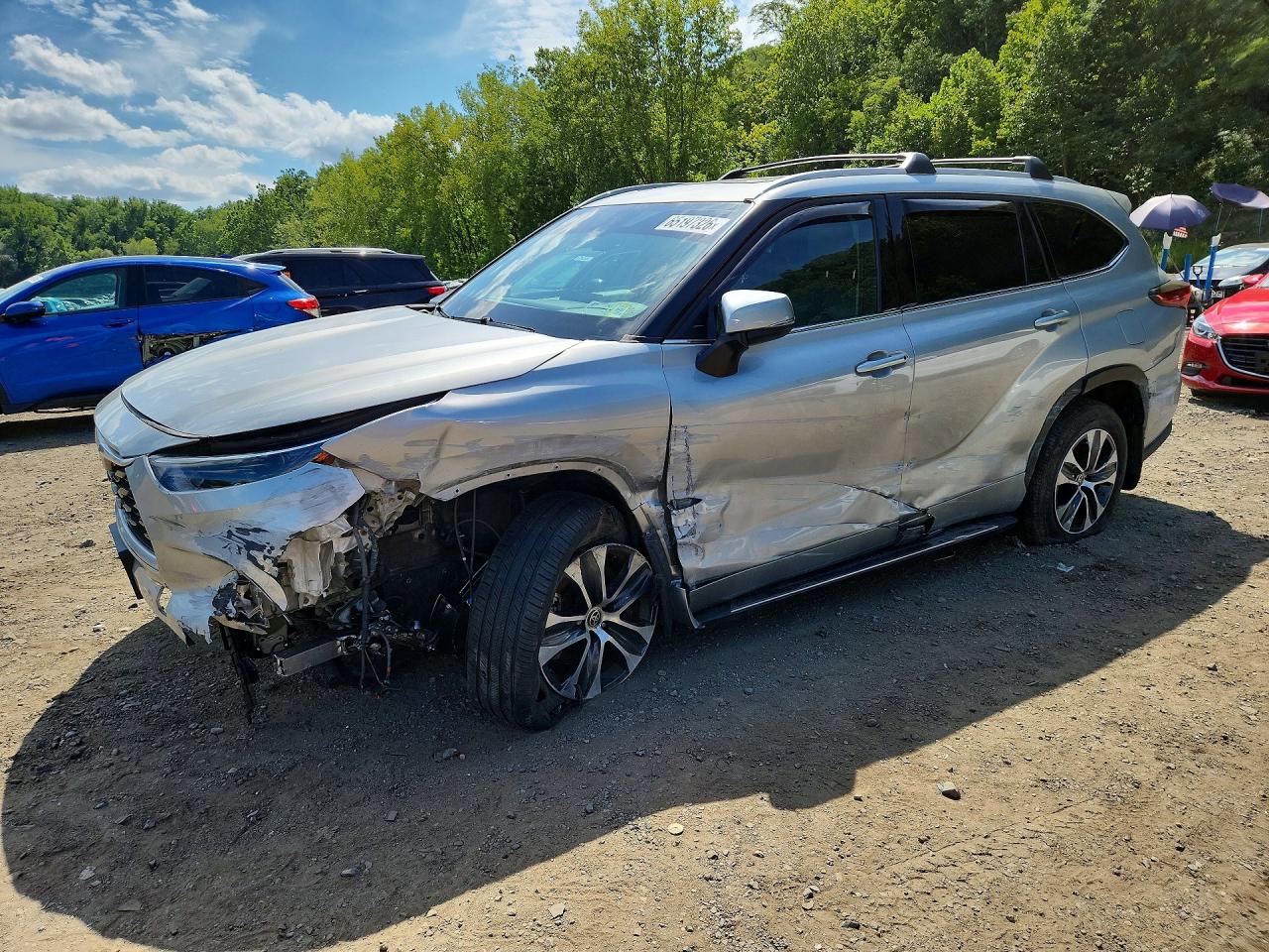 5TDHZRBH4NS229494 · 2022 TOYOTA HIGHLANDER