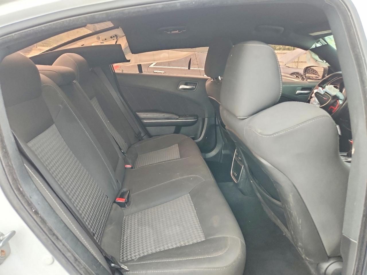 2C3CDXHG3KH579080 · 2019 DODGE CHARGER · 10/13