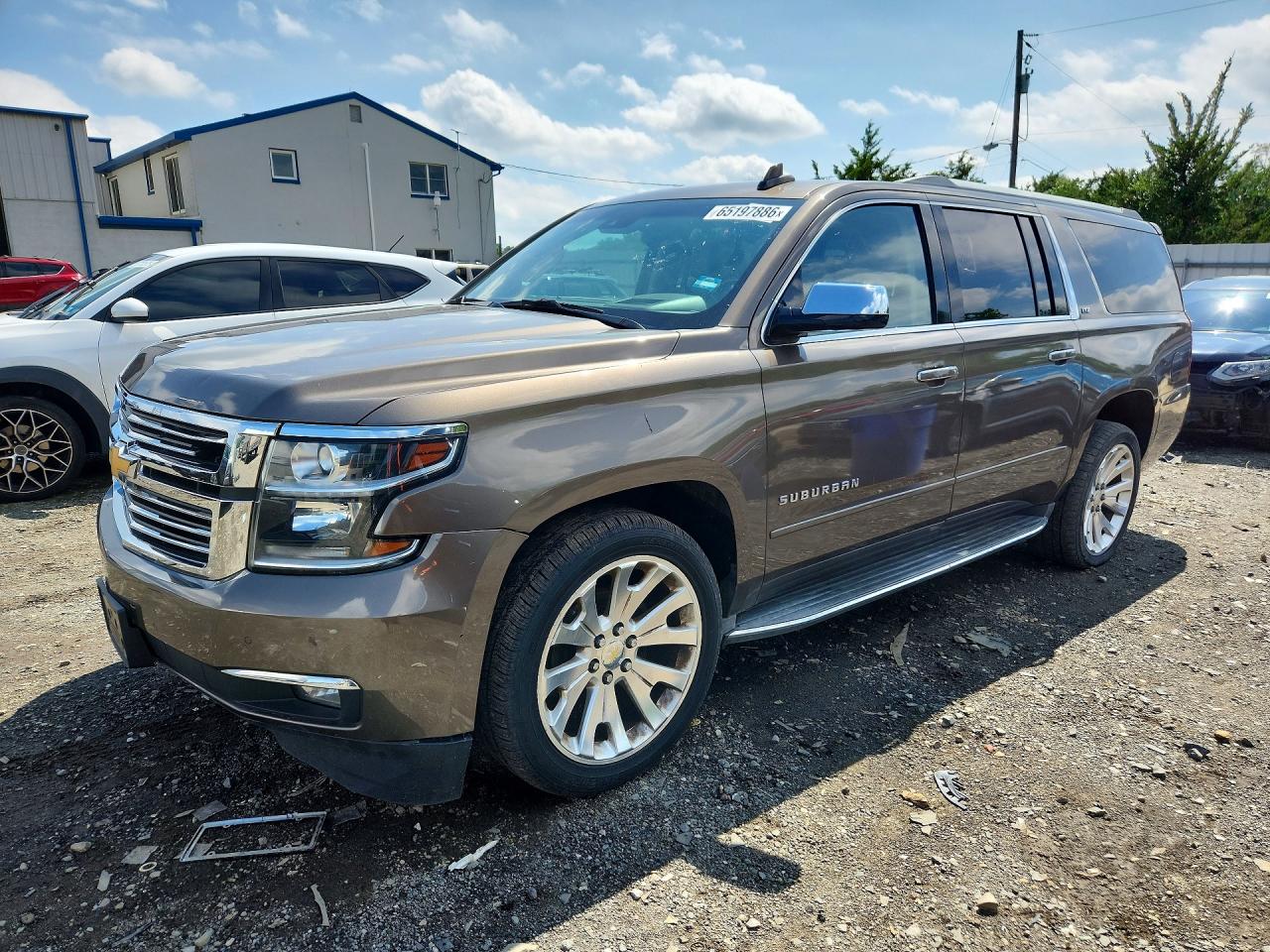 1GNSKJKC3GR130013 · 2016 CHEVROLET SUBURBAN