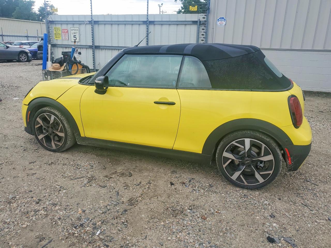WMW23GX04S2X61875 · 2025 MINI COOPER · 2/13