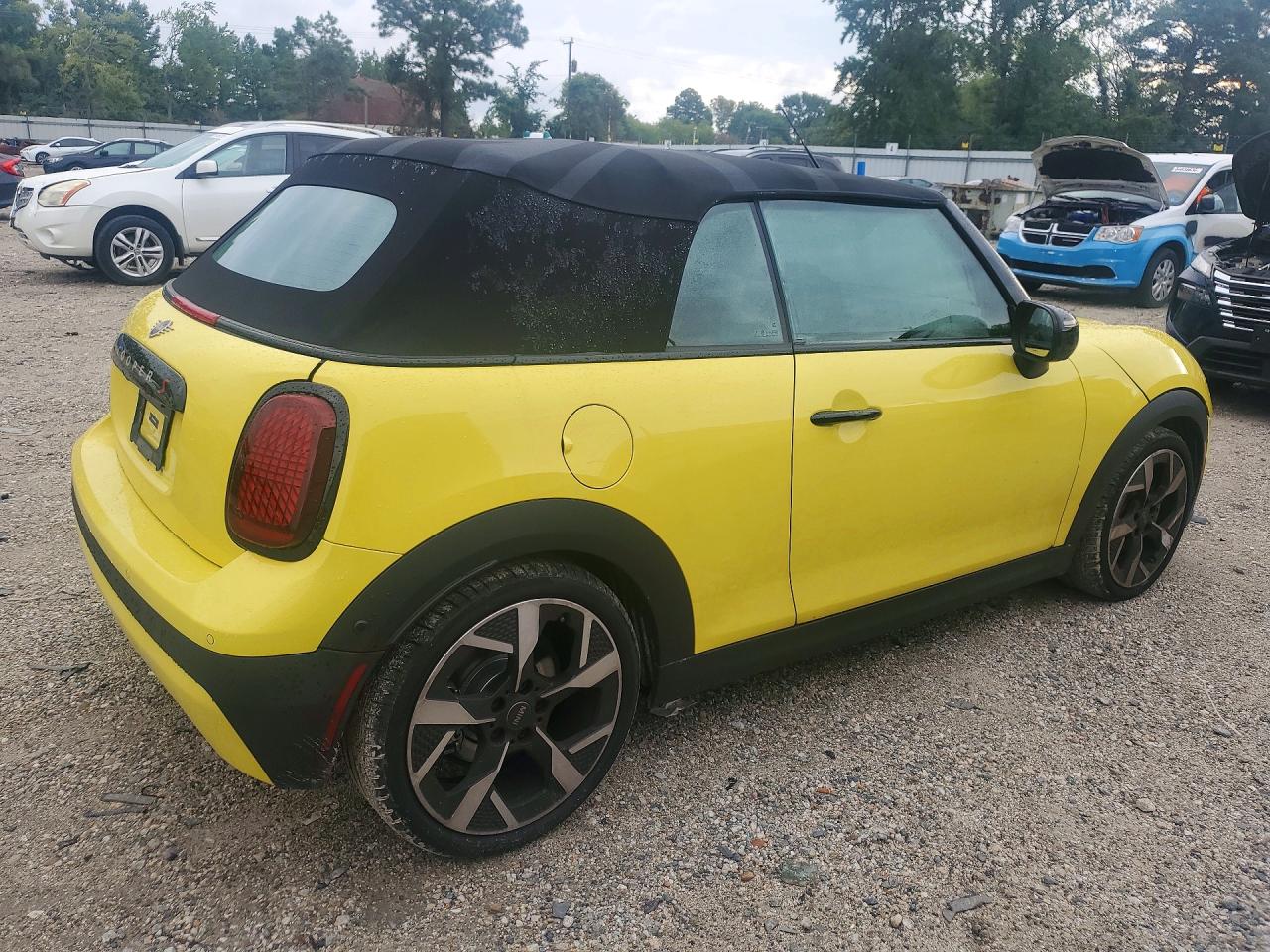 WMW23GX04S2X61875 · 2025 MINI COOPER · 3/13
