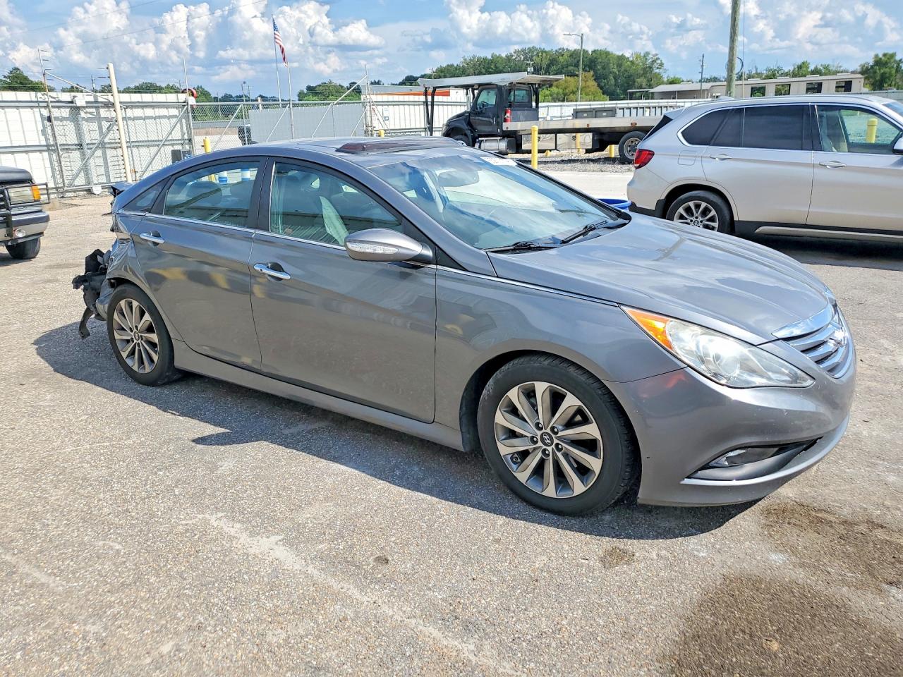 5NPEC4AB9EH860946 · 2014 HYUNDAI SONATA · 4/12