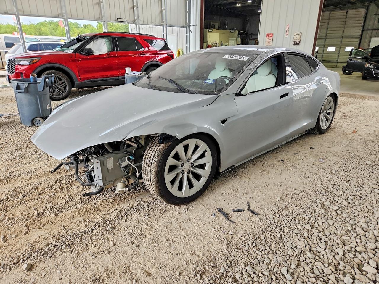 5YJSA1E25HF212217 · 2017 TESLA MODEL S