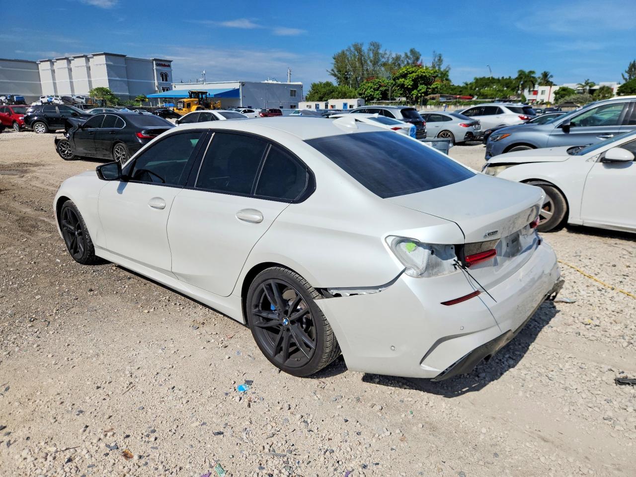 3MW5R7J07M8C00921 · 2021 BMW 330XI · 2/13