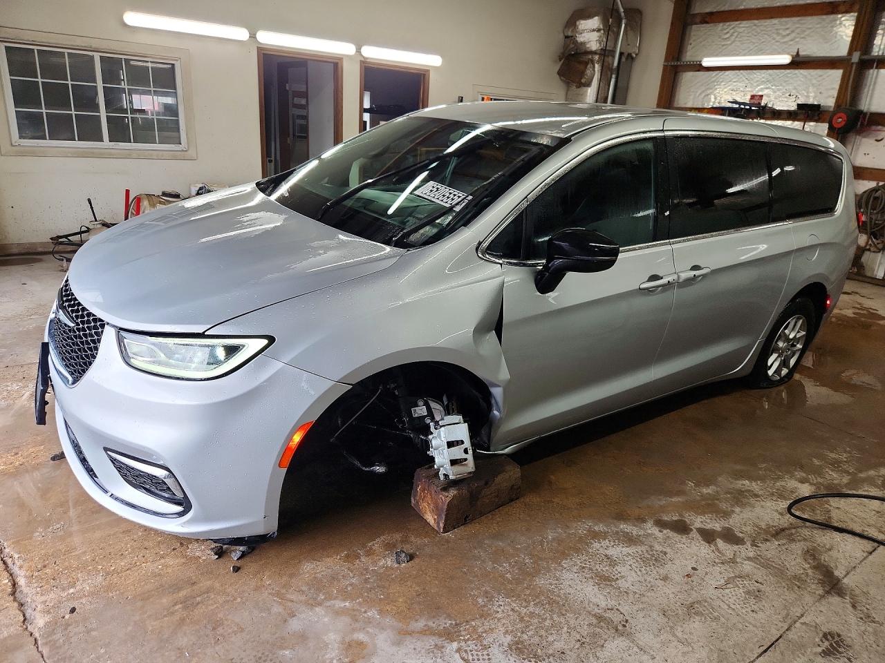 2C4RC1BG9TR209195 · 2026 CHRYSLER PACIFICA