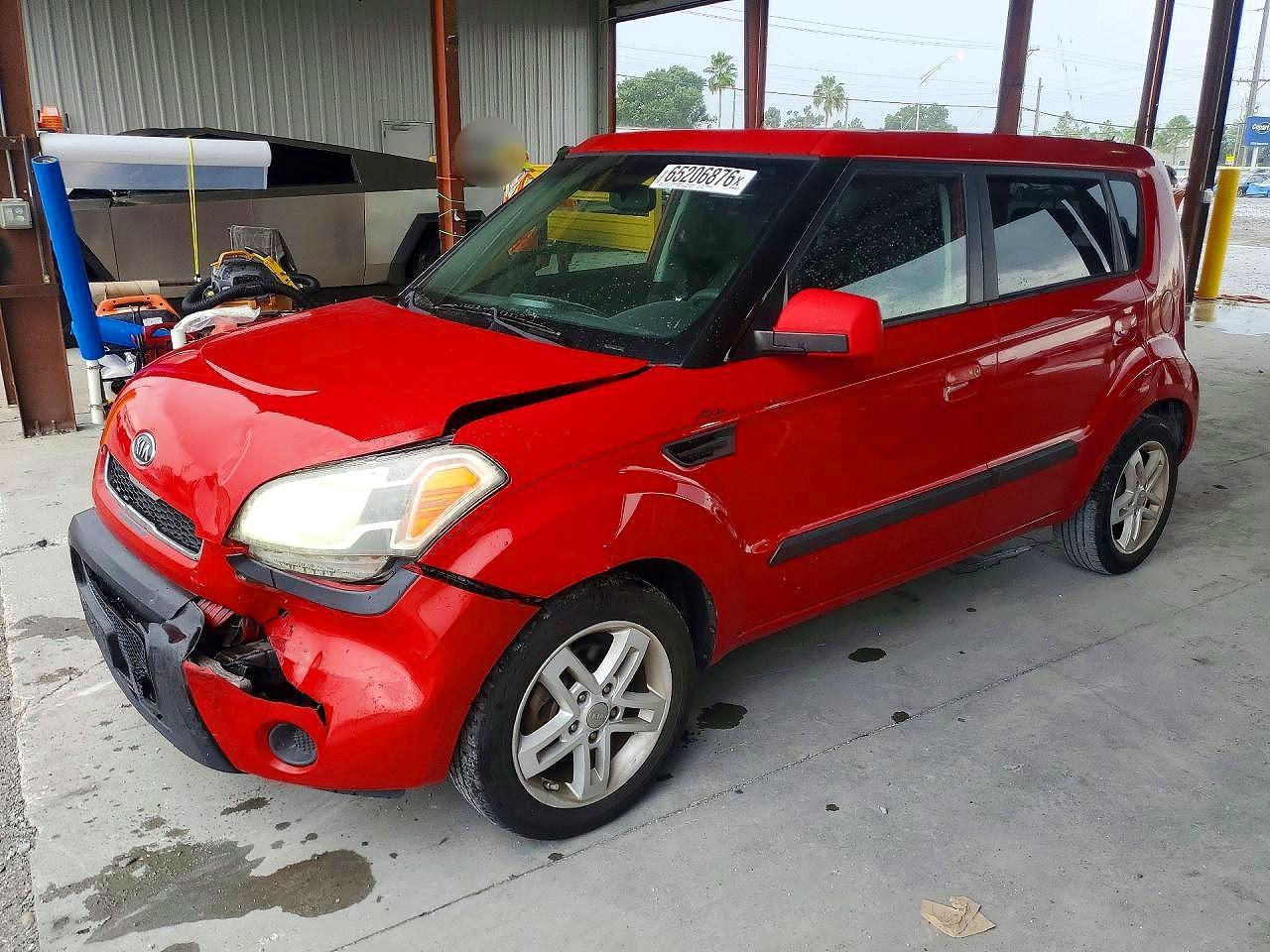 KNDJT2A28A7161647 · 2010 KIA SOUL