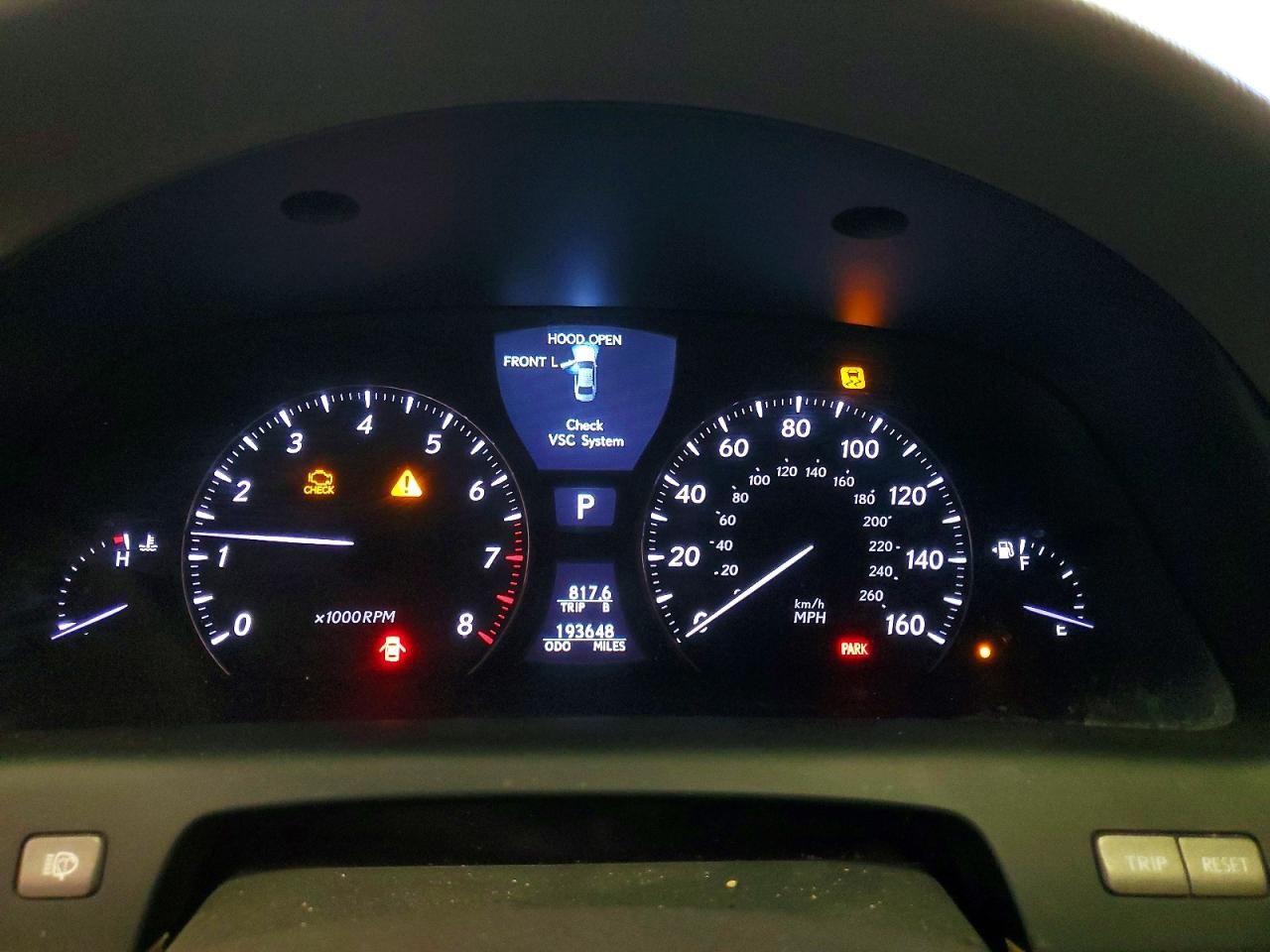 JTHGL46F995034168 · 2009 LEXUS LS · 9/13