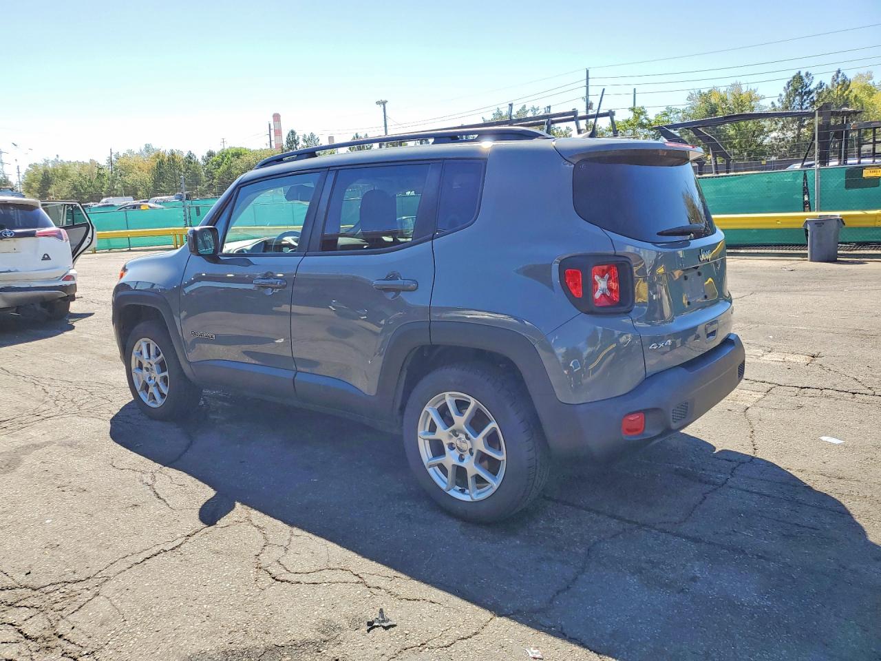 ZACNJBBB4LPL10175 · 2020 JEEP RENEGADE · 2/12