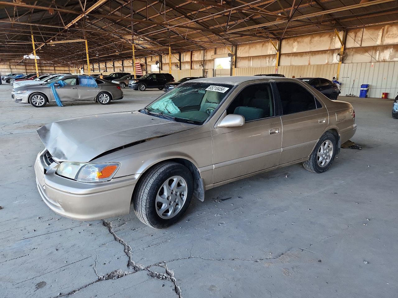 JT2BF22K9Y0250844 · 2000 TOYOTA CAMRY