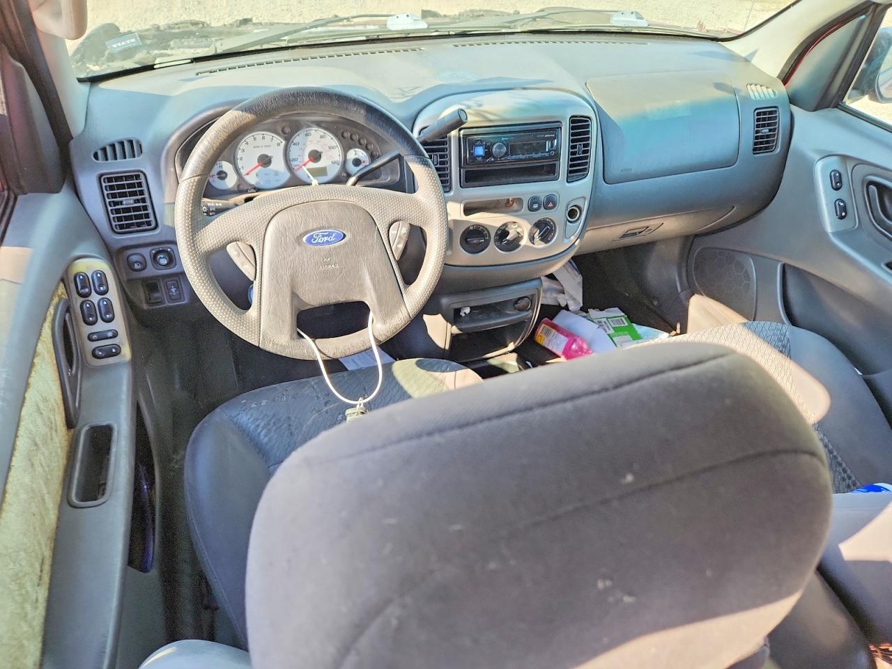 1FMCU93173KE00877 · 2003 FORD ESCAPE · 8/13
