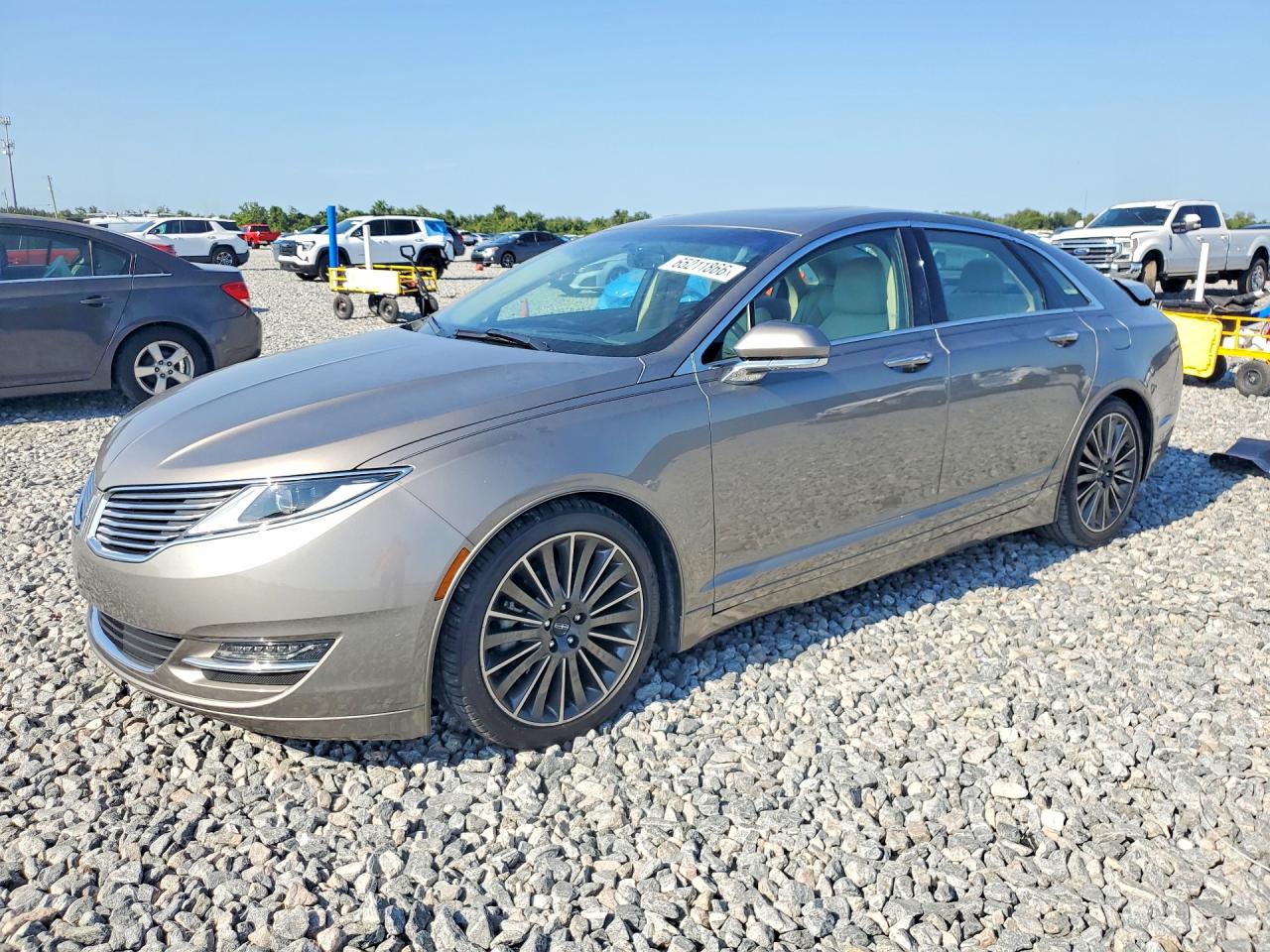 3LN6L2LU6FR621226 · 2015 LINCOLN MKZ