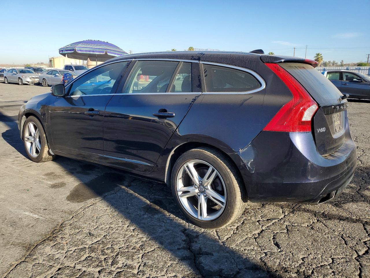 YV140MEK3H1333649 · 2017 VOLVO V60 · 2/12