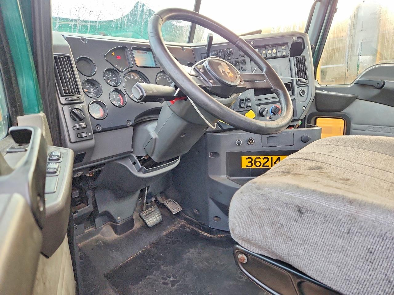 1M1AW01X8HM009452 · 2017 MACK 600 · 8/13