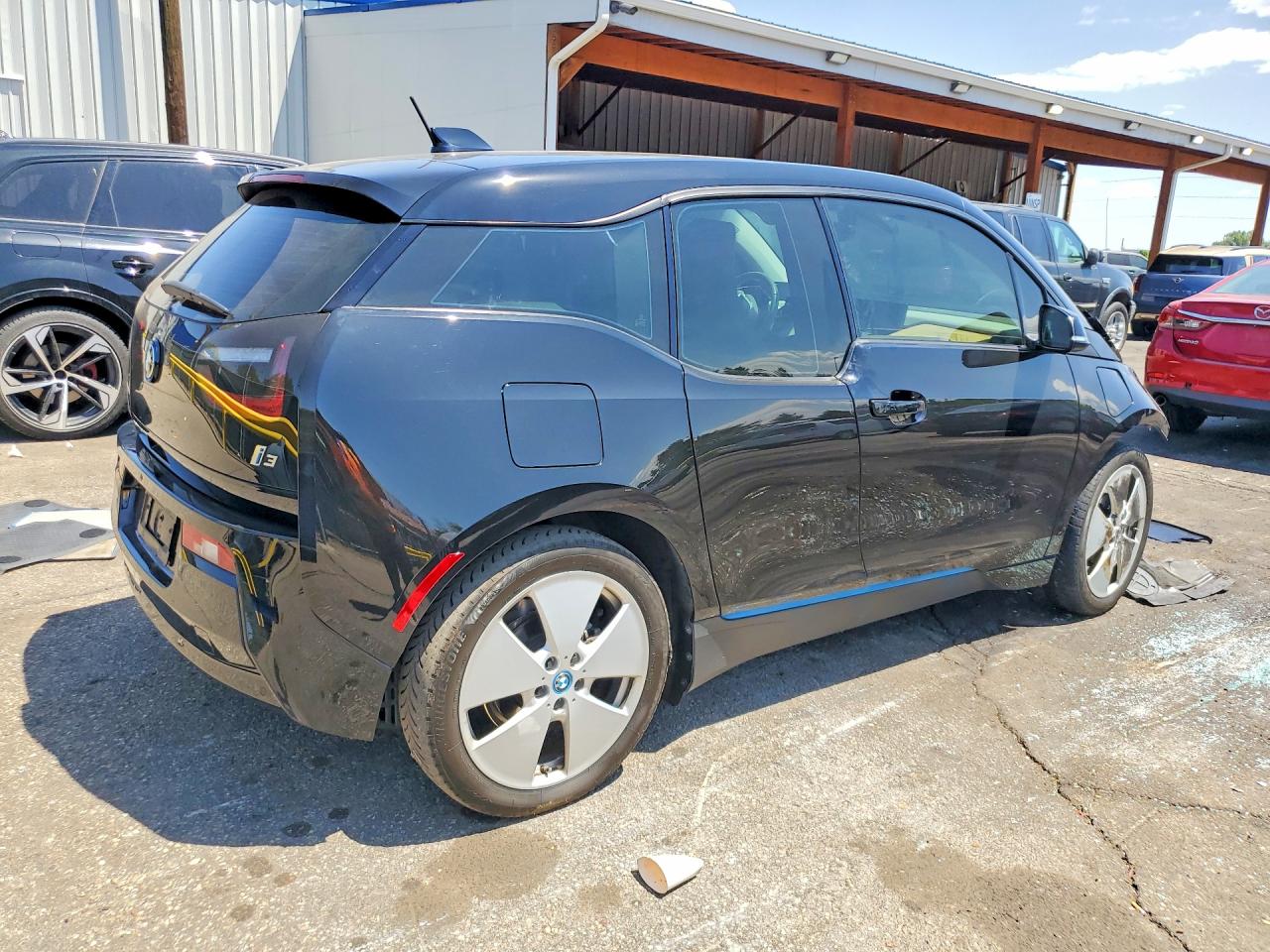 WBY1Z8C35HV894492 · 2017 BMW I3 · 3/12