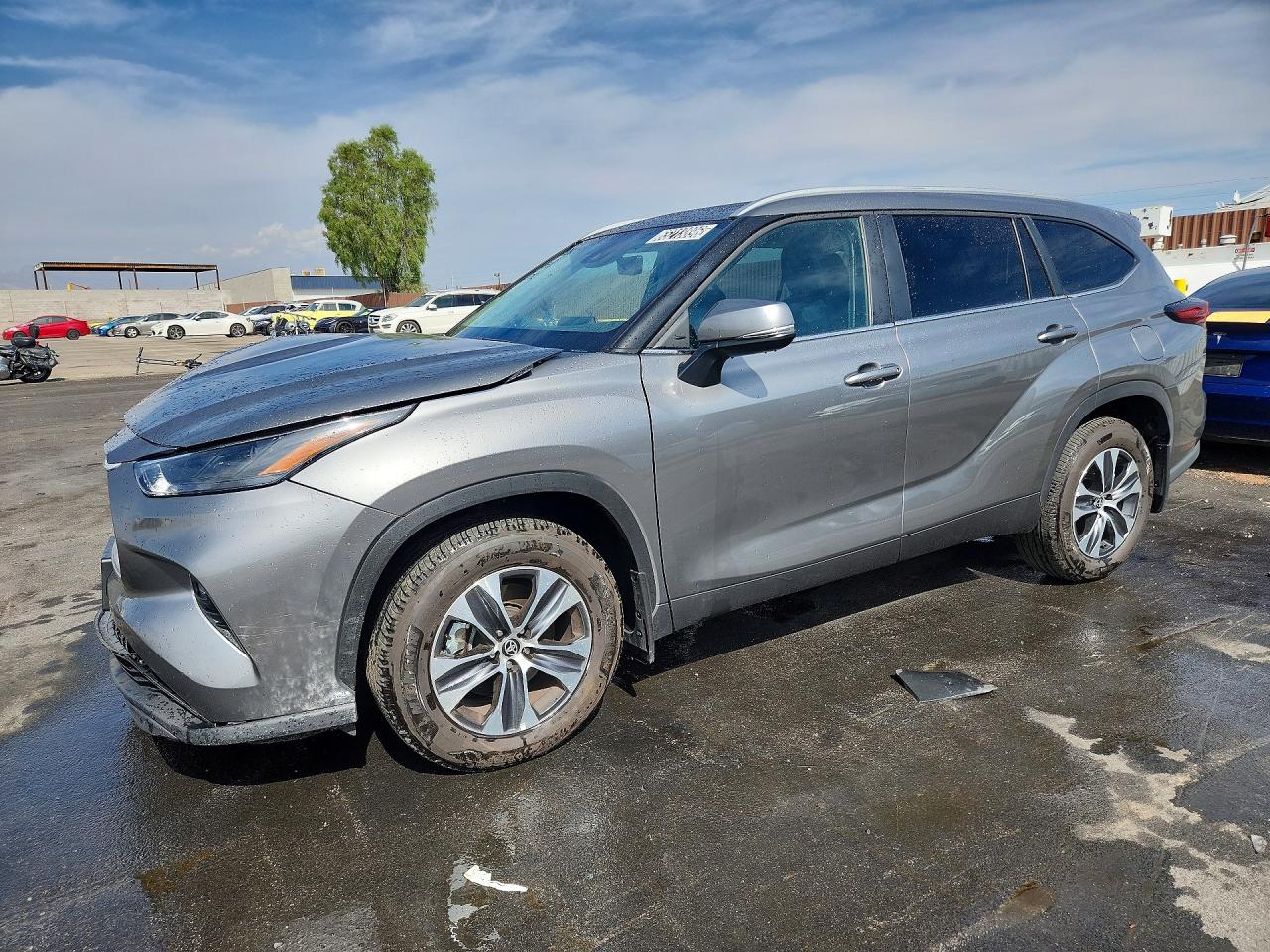 5TDKDRBH5TS608926 · 2026 TOYOTA HIGHLANDER