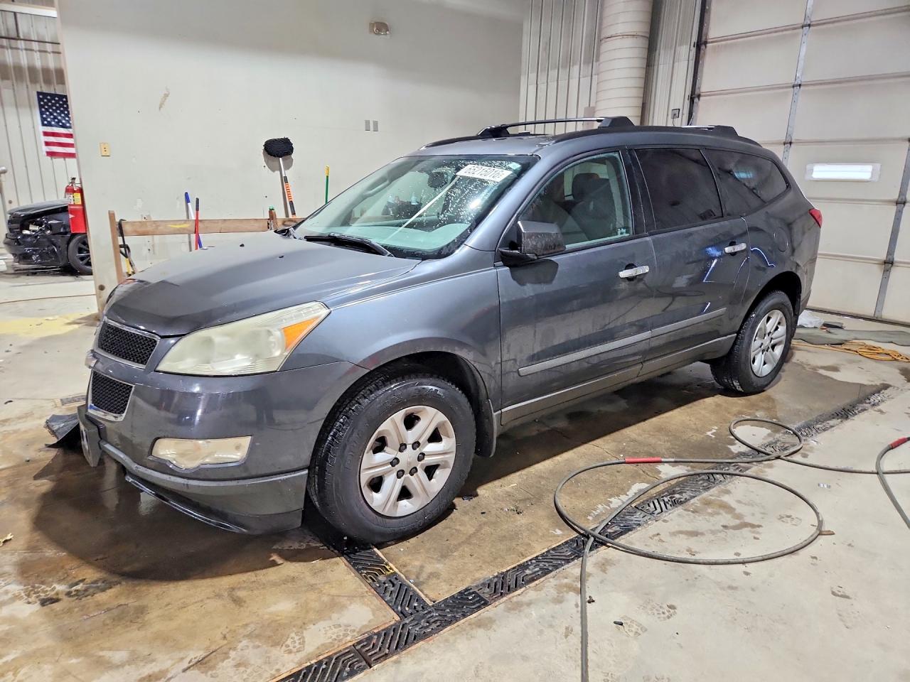 1GNKVEEDXBJ333264 · 2011 CHEVROLET TRAVERSE