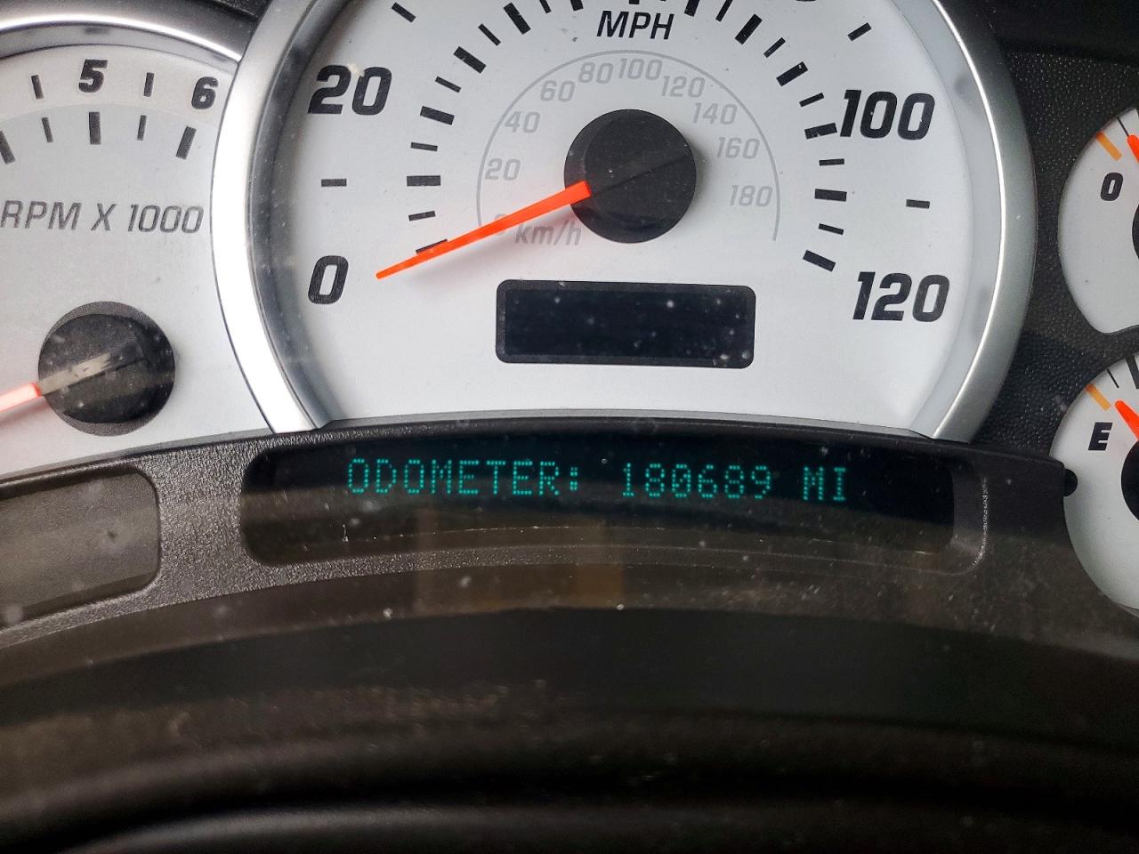 5GRGN23U34H121668 · 2004 HUMMER H2 · 9/13
