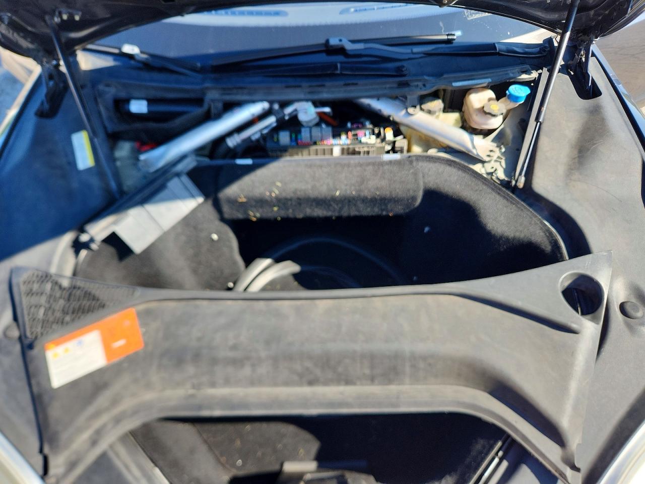5YJSA1E14FF110508 · 2015 TESLA MODEL S · 11/12