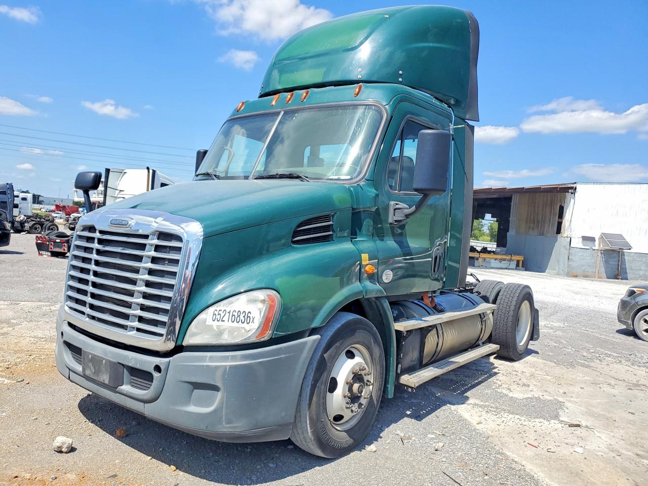 2016 FREIGHTLINER CASCADIA 113