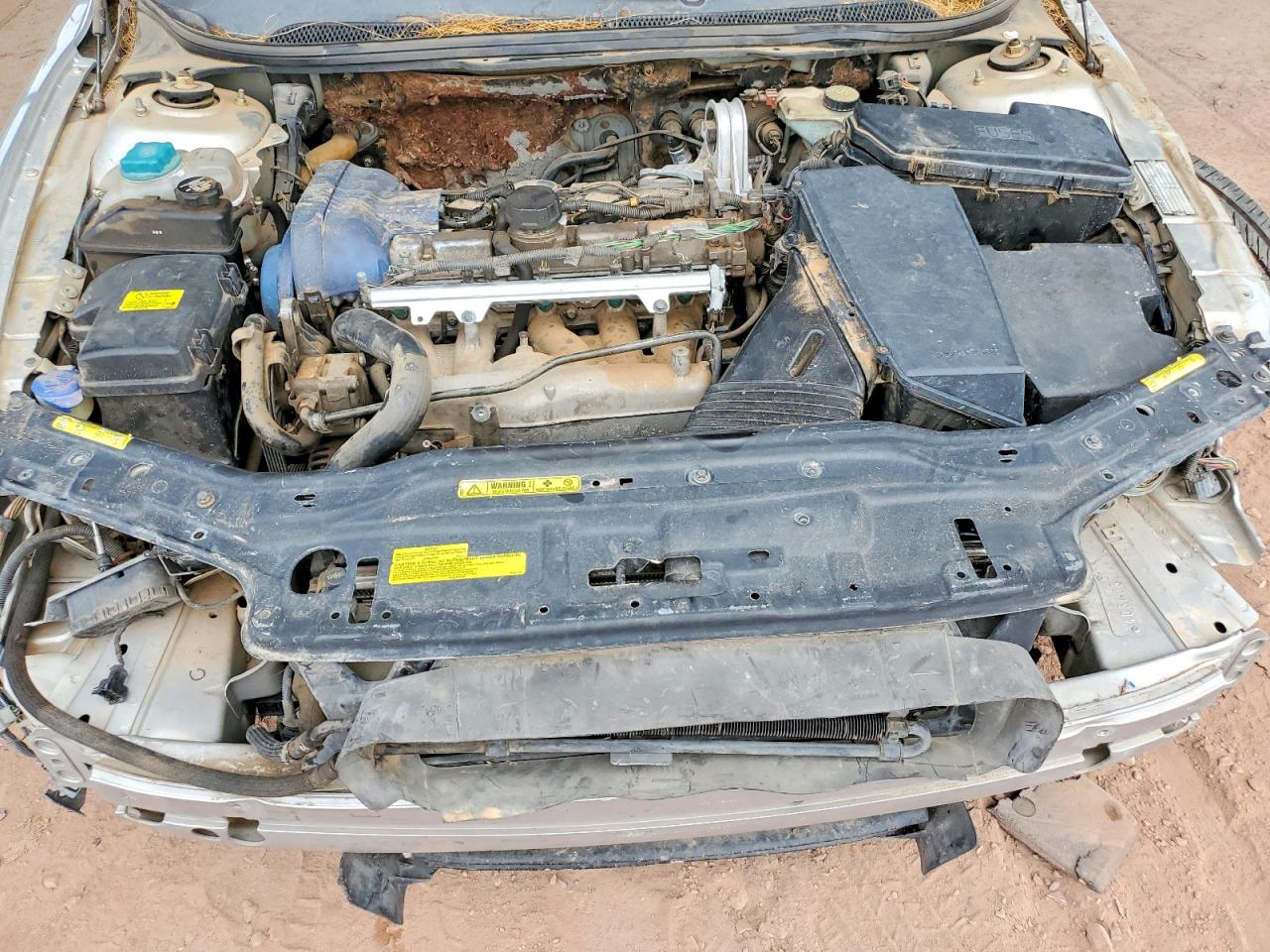 YV1RH52Y742350357 · 2004 VOLVO S60 · 11/12