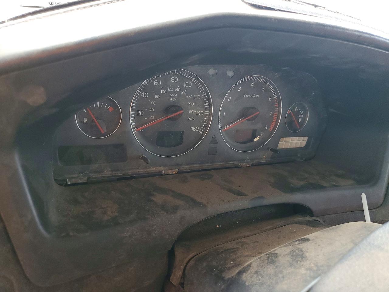YV1RH52Y742350357 · 2004 VOLVO S60 · 9/12