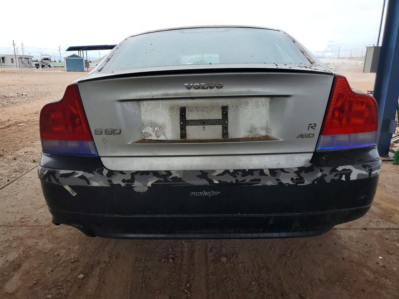 YV1RH52Y742350357 · 2004 VOLVO S60 · 6/12