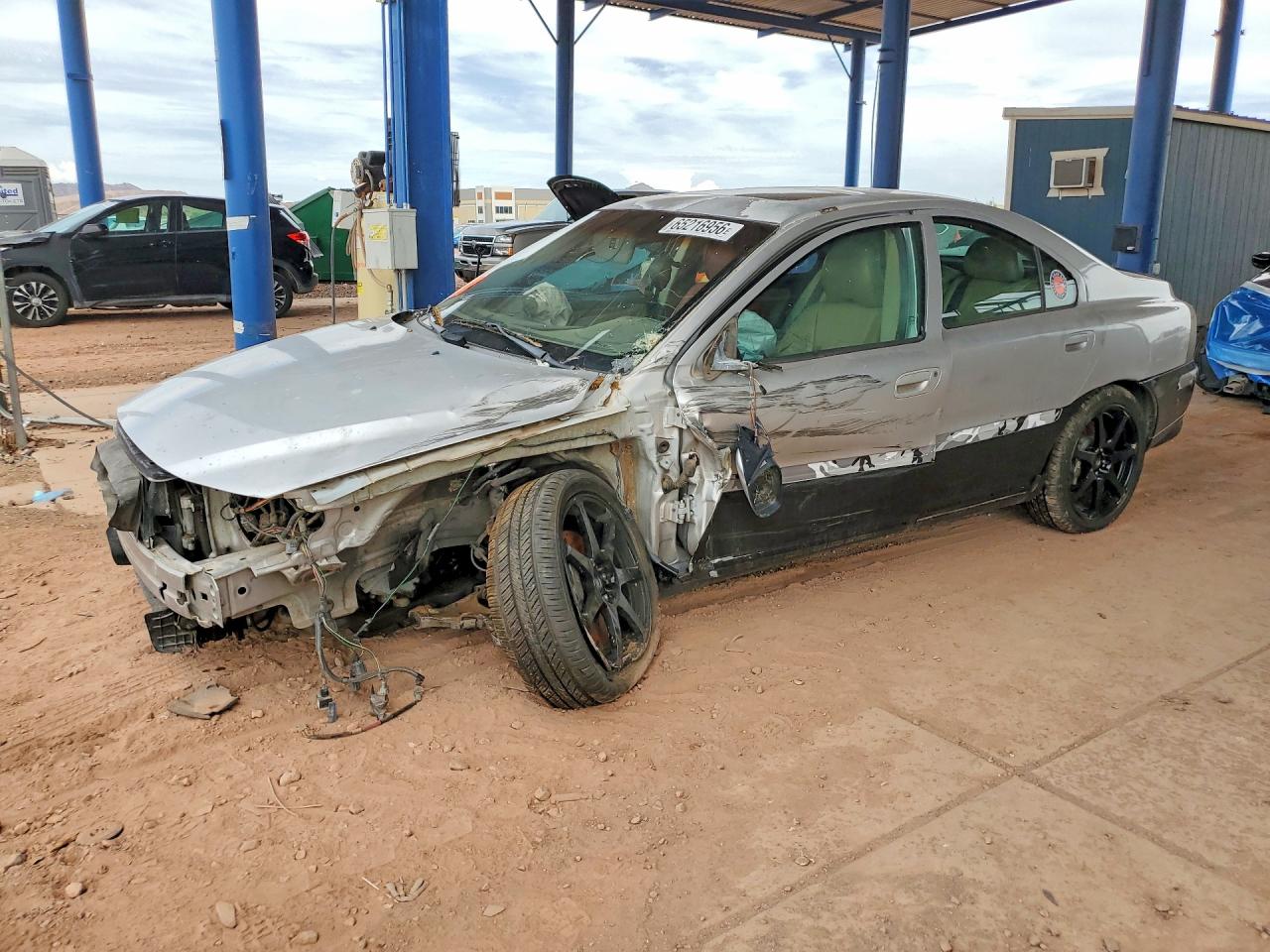 2004 VOLVO S60