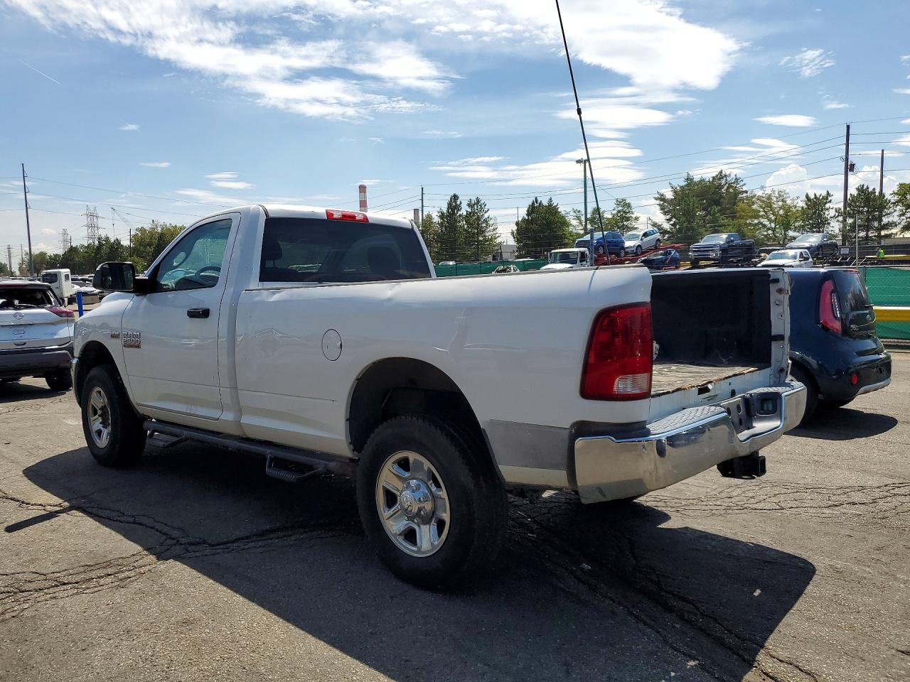 3C6LR5AT6FG656515 · 2015 RAM 2500 · 2/12
