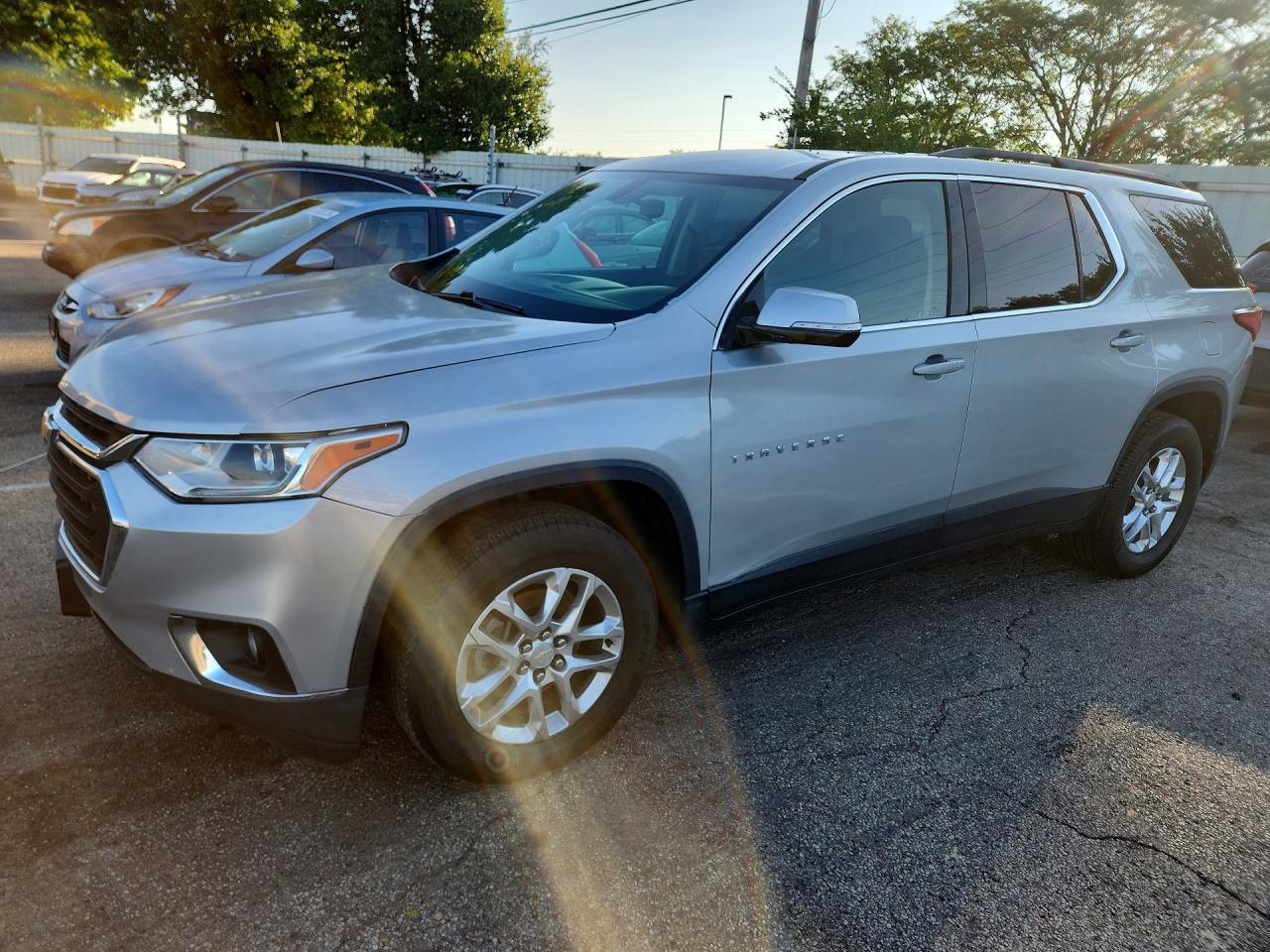 1GNERGKW9KJ196546 · 2019 CHEVROLET TRAVERSE