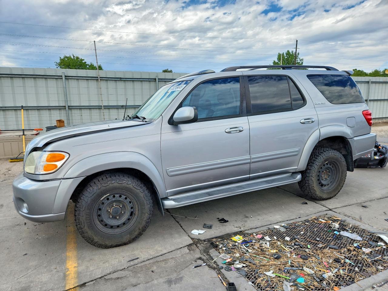 2002 TOYOTA SEQUOIA