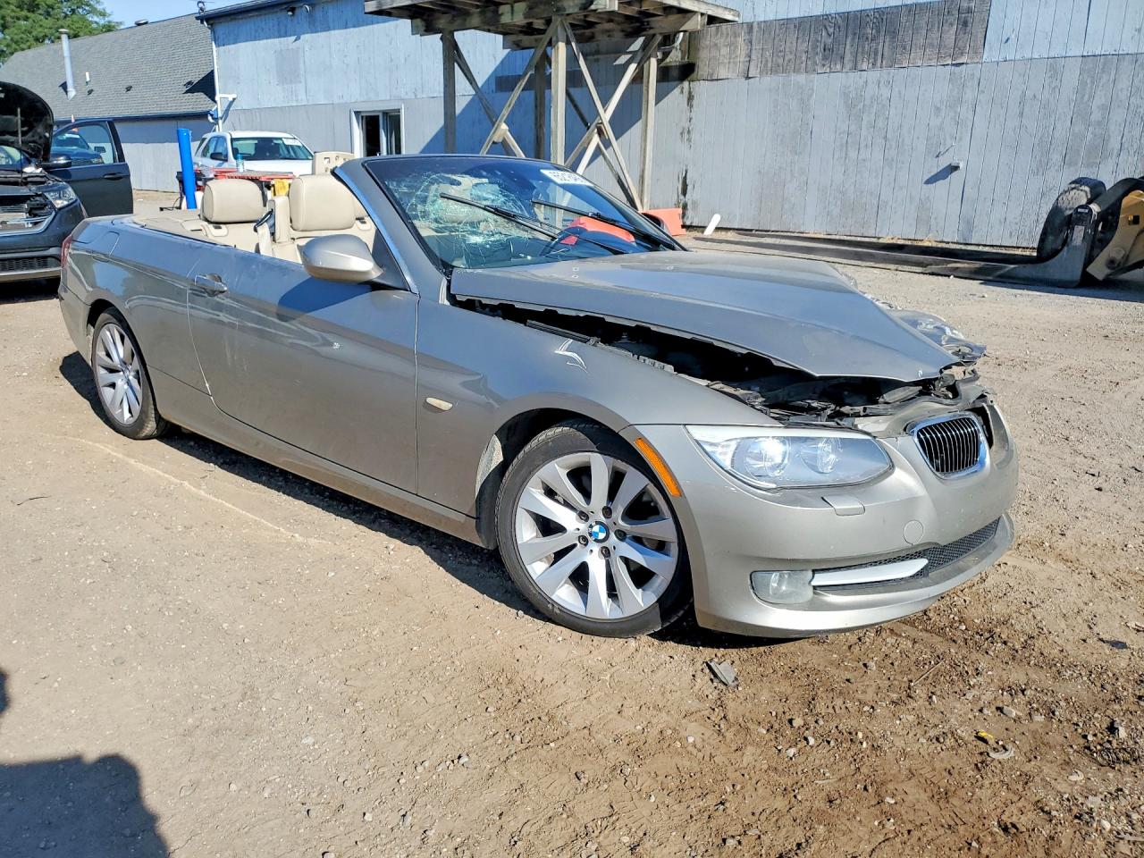 WBADW7C5XBE542631 · 2011 BMW 328 · 4/12