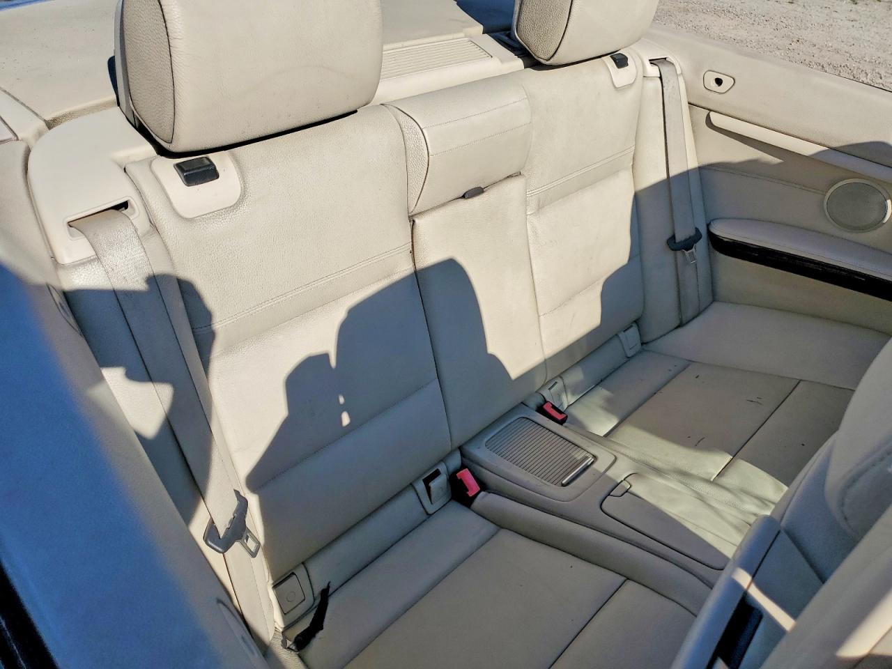 WBADW7C5XBE542631 · 2011 BMW 328 · 10/12