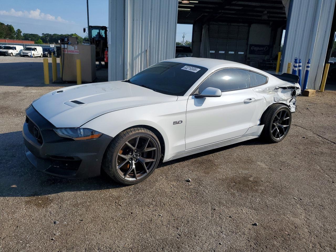 1FA6P8CF4K5174038 · 2019 FORD MUSTANG