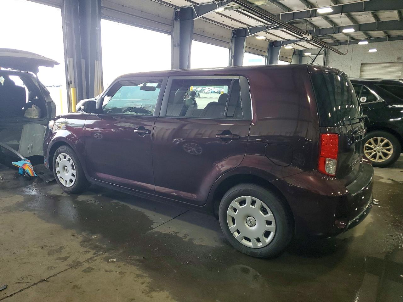 JTLZE4FE8FJ081100 · 2015 SCION XB · 2/14