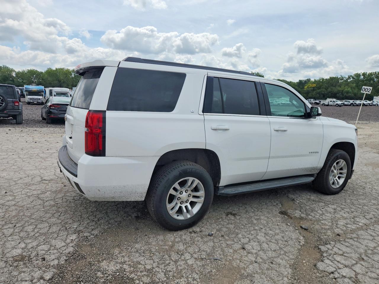 1GNSKBKC9KR308019 · 2019 CHEVROLET TAHOE · 3/13