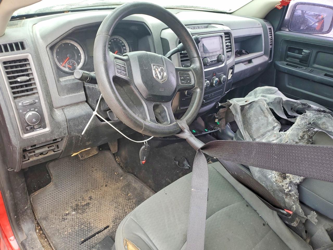 1C6RR7KT4ES451822 · 2014 RAM 1500 · 8/12