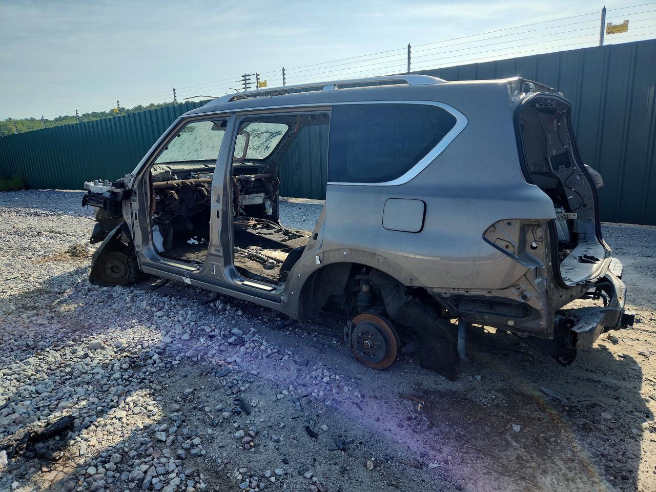 JN8AZ2NFXK9683735 · 2019 INFINITI QX80 · 2/12