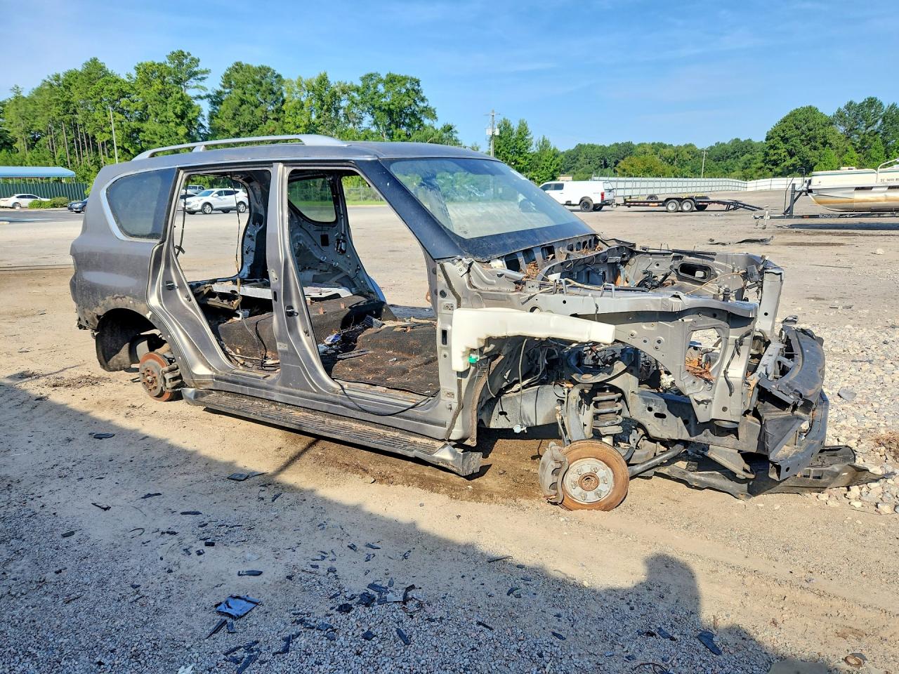 JN8AZ2NFXK9683735 · 2019 INFINITI QX80 · 4/12