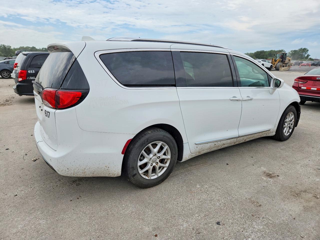 2C4RC1BG5LR128016 · 2020 CHRYSLER PACIFICA · 3/13