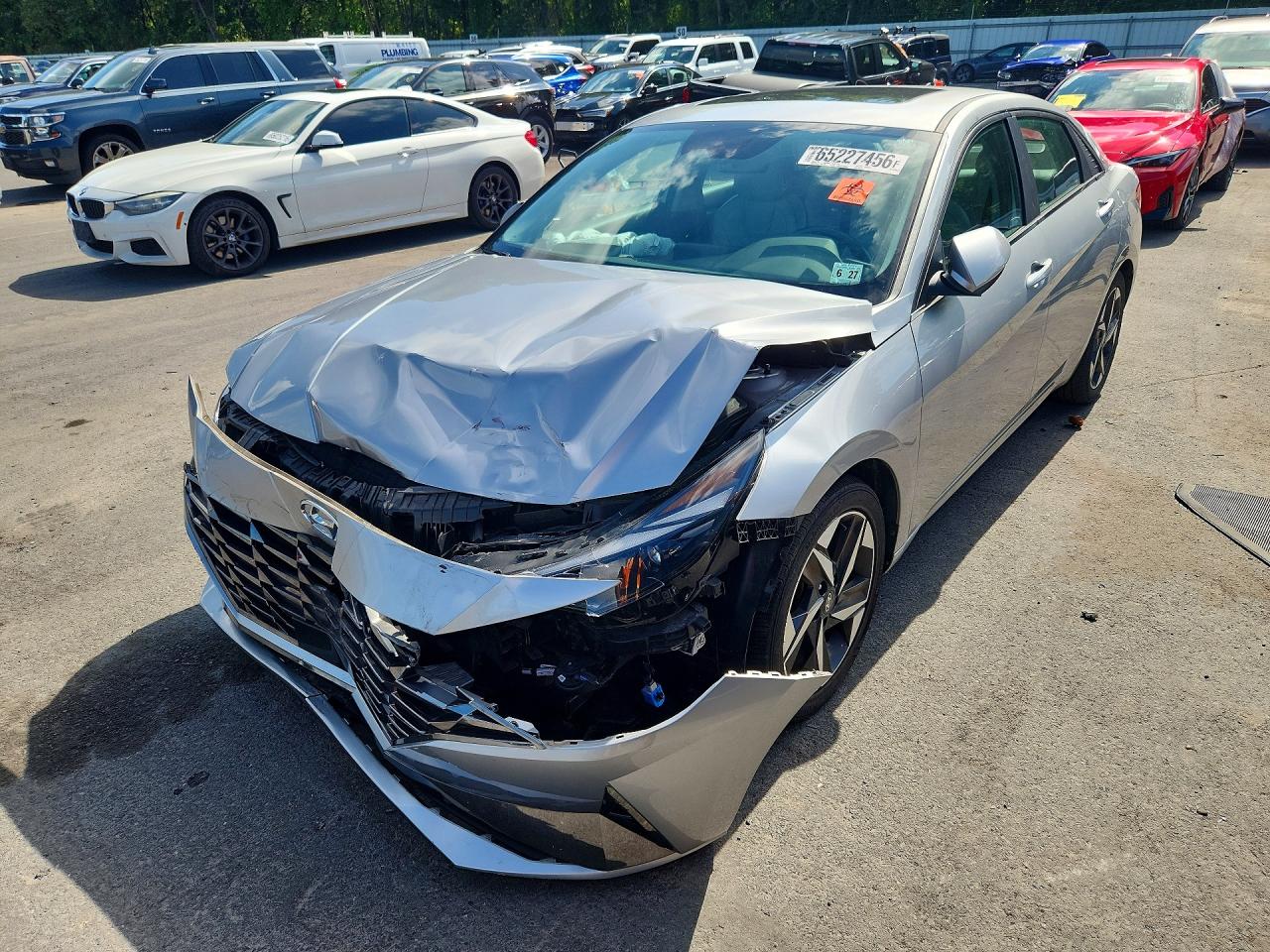 5NPLP4AG4NH083843 · 2022 HYUNDAI ELANTRA