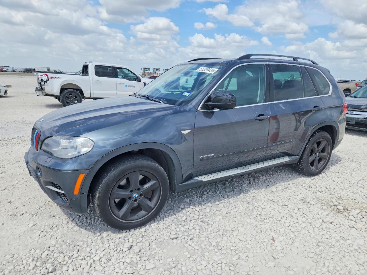 5UXZV8C5XD0C14502 · 2013 BMW X5