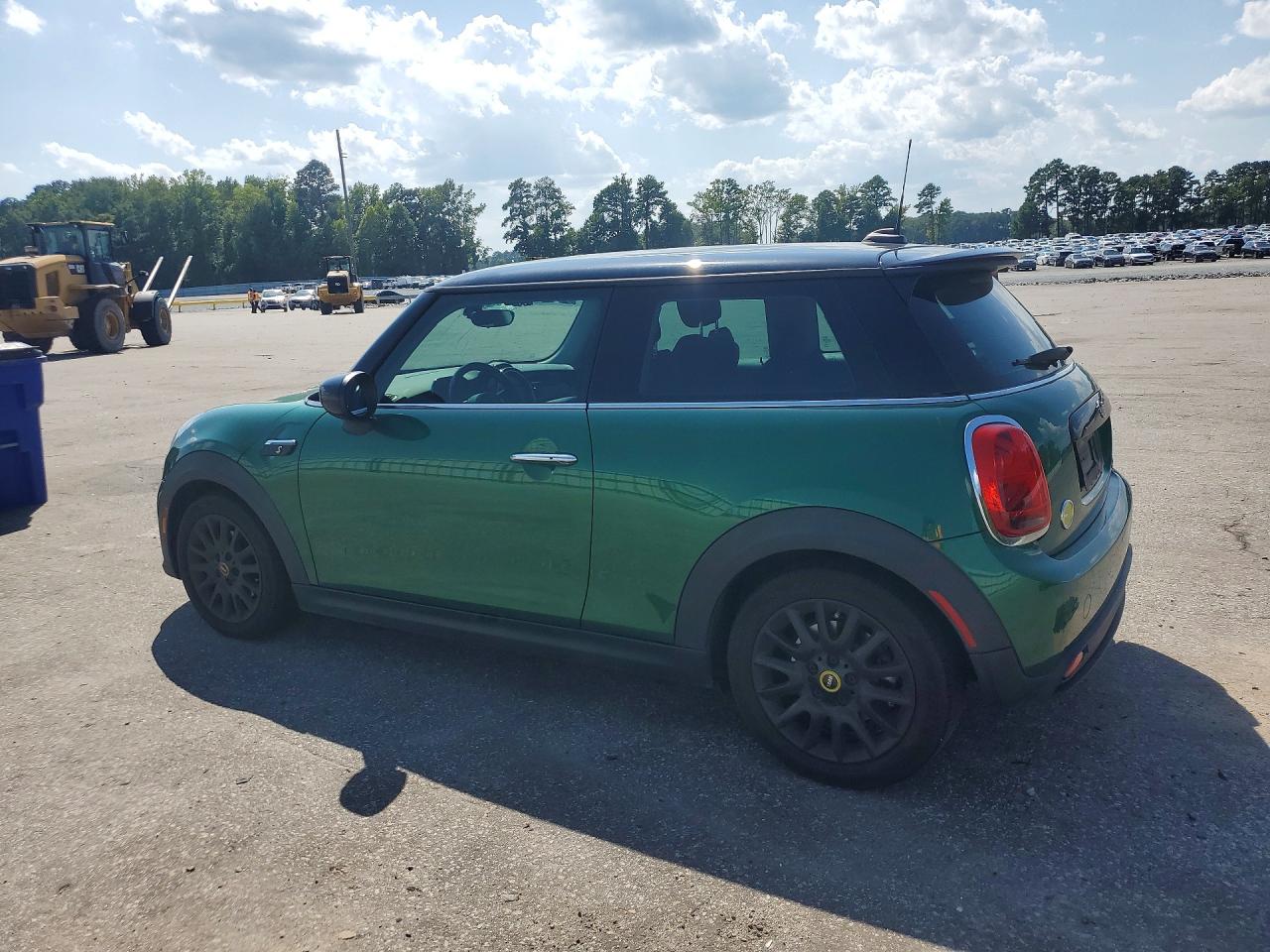 WMW13DJ07N2R36210 · 2022 MINI COOPER · 2/12