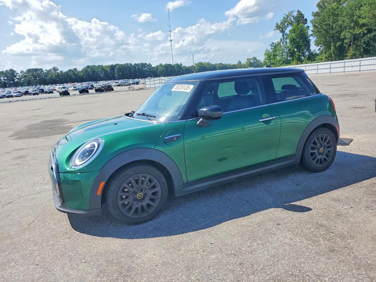 WMW13DJ07N2R36210 · 2022 MINI COOPER