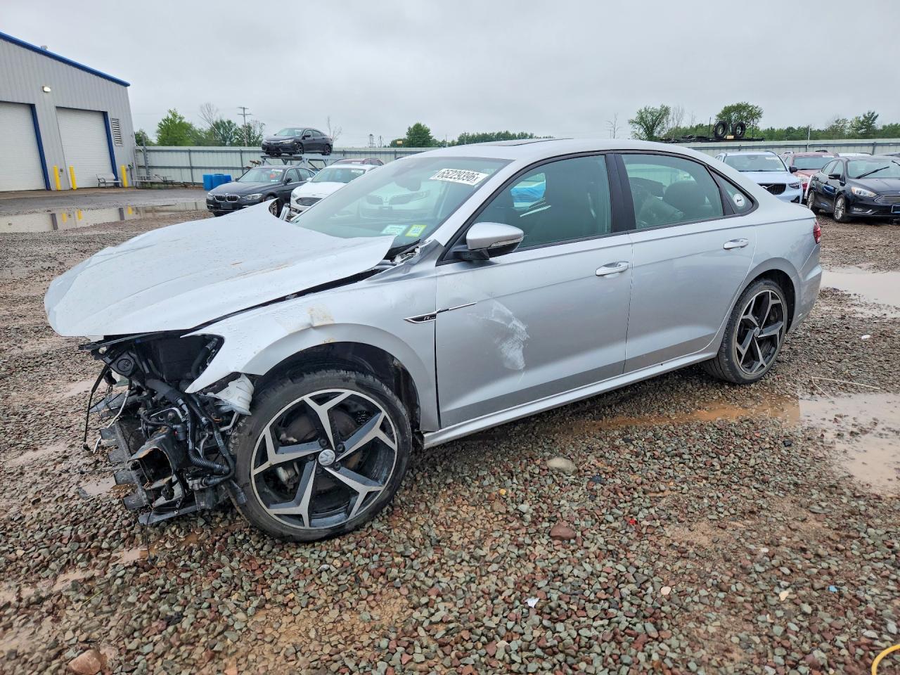 2021 VOLKSWAGEN PASSAT