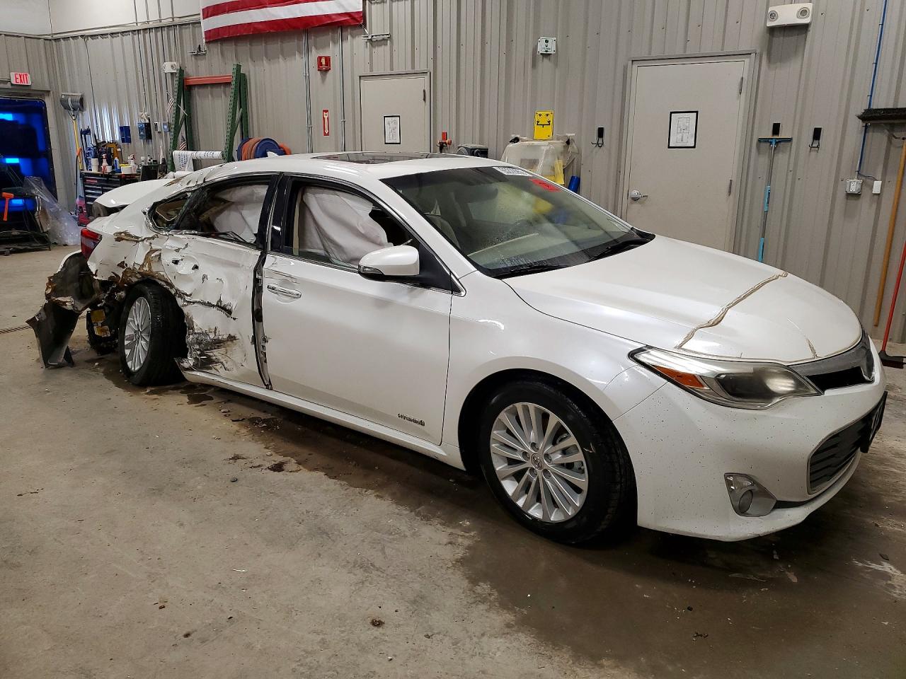 4T1BD1EB5EU019538 · 2014 TOYOTA AVALON HYBRID · 4/12